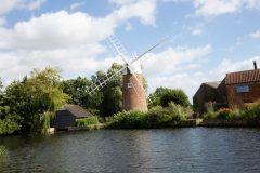 Wind pump on the river Ant
