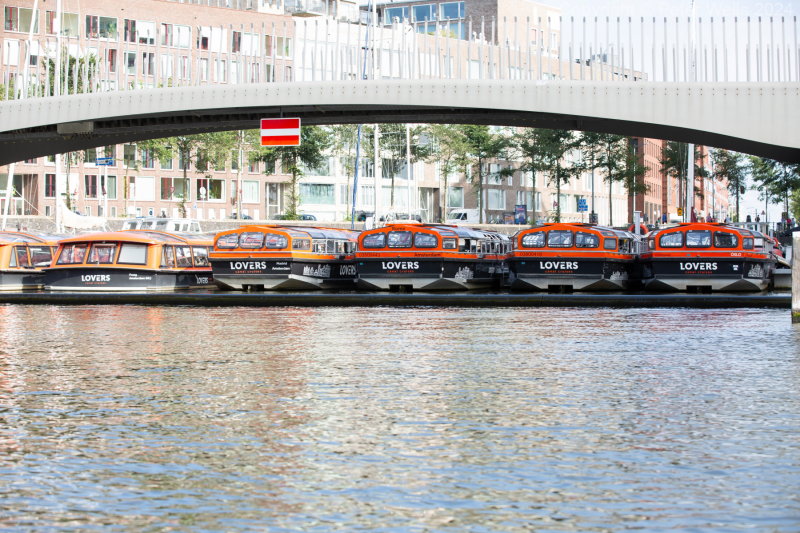 Canal Cruisers