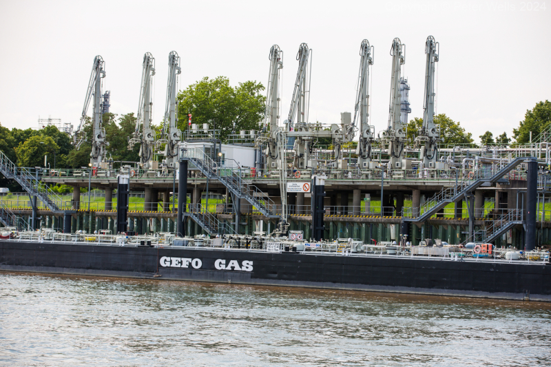 Gas being loaded