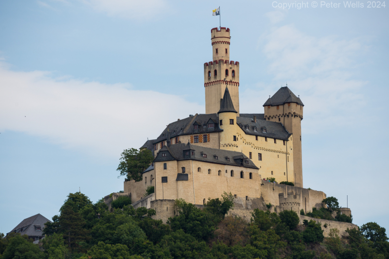 Marksburgh Castle in Bruabach