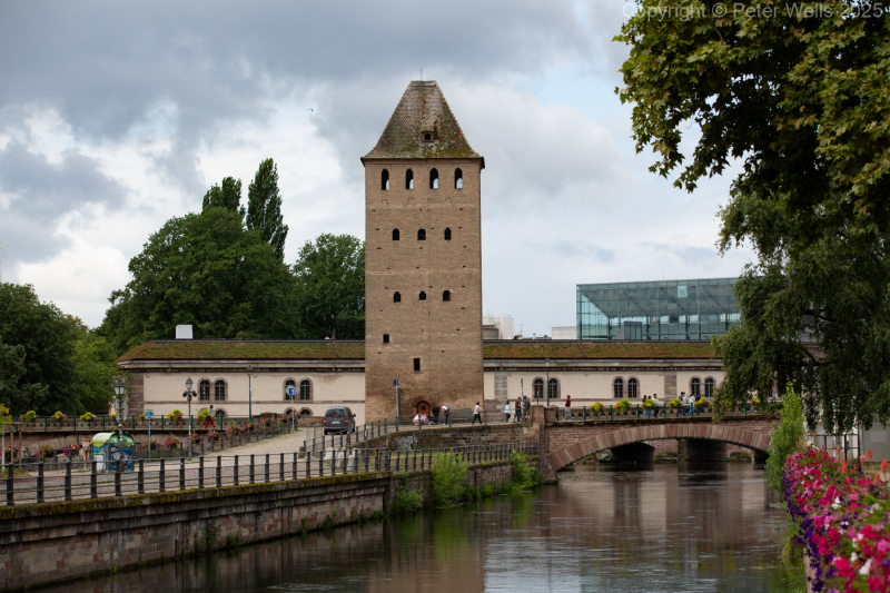 tower of Les Ponts Couverts