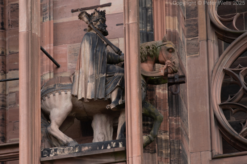 Statue detail